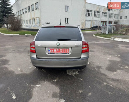 Сірий Шкода Октавія, об'ємом двигуна 2 л та пробігом 208 тис. км за 5600 $, фото 7 на Automoto.ua