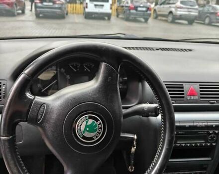 Серый Шкода Октавия, объемом двигателя 1.6 л и пробегом 230 тыс. км за 6000 $, фото 9 на Automoto.ua