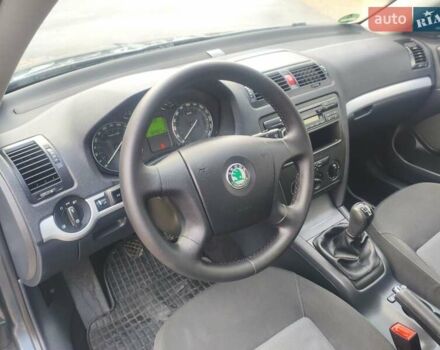 Сірий Шкода Октавія, об'ємом двигуна 1.6 л та пробігом 185 тис. км за 6650 $, фото 48 на Automoto.ua