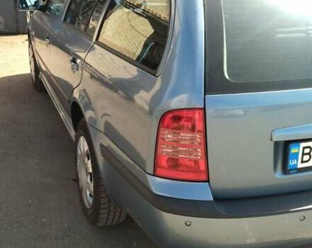 Серый Шкода Октавия, объемом двигателя 1.6 л и пробегом 215 тыс. км за 5500 $, фото 2 на Automoto.ua