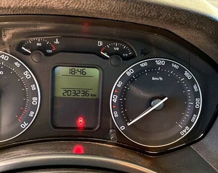 Серый Шкода Октавия, объемом двигателя 1.6 л и пробегом 202 тыс. км за 7000 $, фото 3 на Automoto.ua