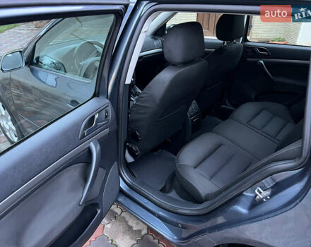 Сірий Шкода Октавія, об'ємом двигуна 1.6 л та пробігом 180 тис. км за 5999 $, фото 35 на Automoto.ua