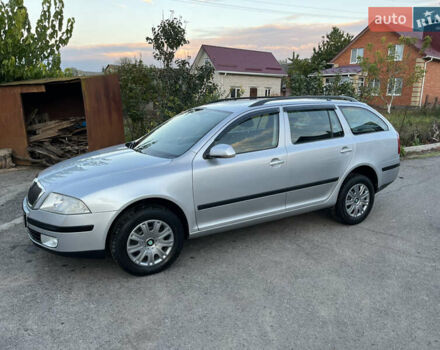 Сірий Шкода Октавія, об'ємом двигуна 0 л та пробігом 250 тис. км за 4999 $, фото 8 на Automoto.ua