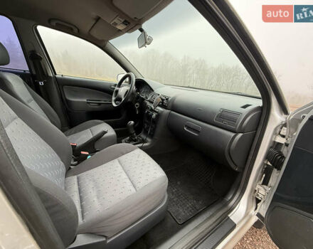 Серый Шкода Октавия, объемом двигателя 1.6 л и пробегом 310 тыс. км за 3850 $, фото 8 на Automoto.ua