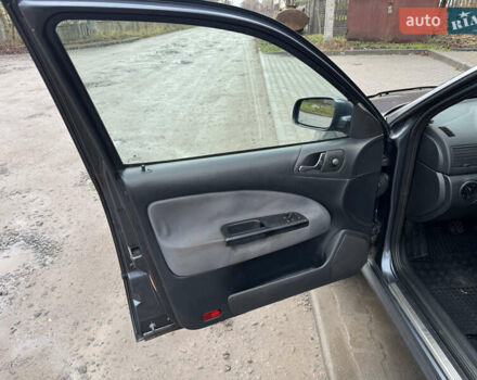 Сірий Шкода Октавія, об'ємом двигуна 1.6 л та пробігом 225 тис. км за 4700 $, фото 12 на Automoto.ua