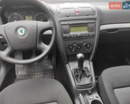 Сірий Шкода Октавія, об'ємом двигуна 1.6 л та пробігом 280 тис. км за 5500 $, фото 13 на Automoto.ua