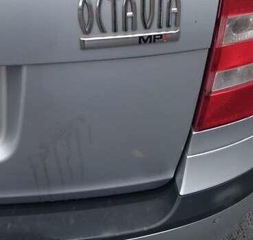 Серый Шкода Октавия, объемом двигателя 1.6 л и пробегом 242 тыс. км за 5700 $, фото 4 на Automoto.ua