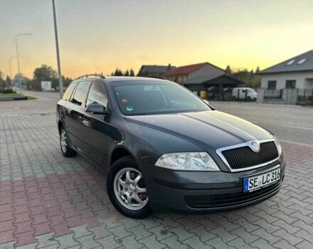 Серый Шкода Октавия, объемом двигателя 2 л и пробегом 235 тыс. км за 1772 $, фото 4 на Automoto.ua