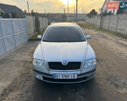 Сірий Шкода Октавія, об'ємом двигуна 2 л та пробігом 242 тис. км за 7400 $, фото 1 на Automoto.ua