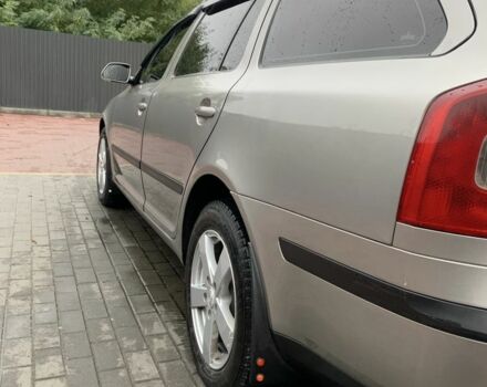 Серый Шкода Октавия, объемом двигателя 1.9 л и пробегом 390 тыс. км за 6400 $, фото 4 на Automoto.ua