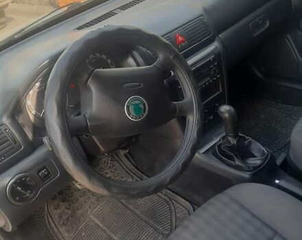 Серый Шкода Октавия, объемом двигателя 1.6 л и пробегом 185 тыс. км за 7650 $, фото 3 на Automoto.ua
