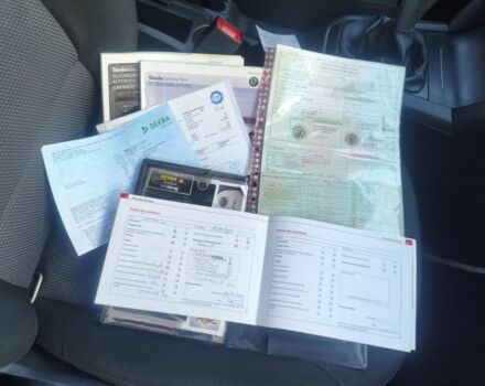 Сірий Шкода Октавія, об'ємом двигуна 1.6 л та пробігом 185 тис. км за 6650 $, фото 23 на Automoto.ua