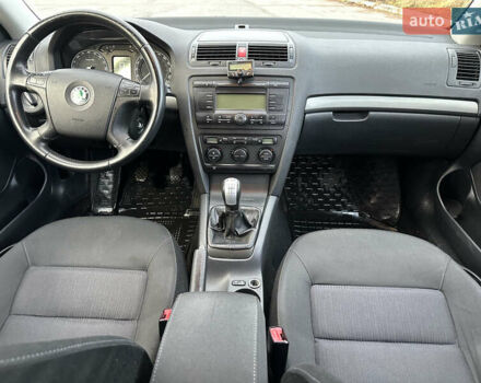 Серый Шкода Октавия, объемом двигателя 1.9 л и пробегом 260 тыс. км за 6900 $, фото 17 на Automoto.ua