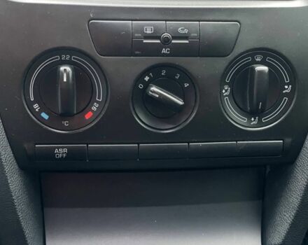 Сірий Шкода Октавія, об'ємом двигуна 1.6 л та пробігом 239 тис. км за 5700 $, фото 11 на Automoto.ua