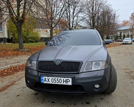 Серый Шкода Октавия, объемом двигателя 2 л и пробегом 318 тыс. км за 9200 $, фото 4 на Automoto.ua