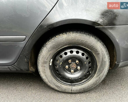 Сірий Шкода Октавія, об'ємом двигуна 1.6 л та пробігом 296 тис. км за 5100 $, фото 23 на Automoto.ua