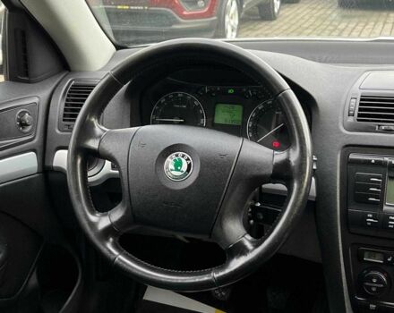 Сірий Шкода Октавія, об'ємом двигуна 2 л та пробігом 260 тис. км за 8200 $, фото 10 на Automoto.ua