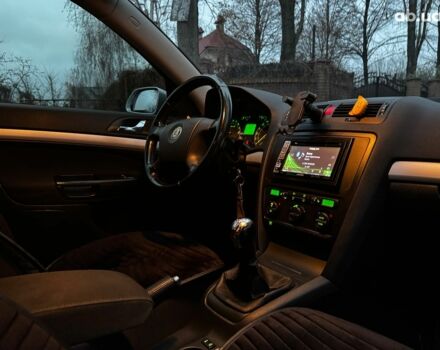 Сірий Шкода Октавія, об'ємом двигуна 2 л та пробігом 338 тис. км за 6890 $, фото 23 на Automoto.ua