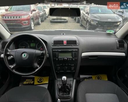 Сірий Шкода Октавія, об'ємом двигуна 1.97 л та пробігом 260 тис. км за 8200 $, фото 9 на Automoto.ua