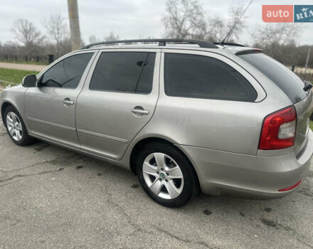 Серый Шкода Октавия, объемом двигателя 1.9 л и пробегом 287 тыс. км за 9000 $, фото 3 на Automoto.ua