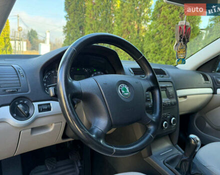 Серый Шкода Октавия, объемом двигателя 1.6 л и пробегом 209 тыс. км за 6500 $, фото 36 на Automoto.ua