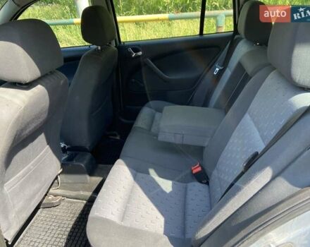 Серый Шкода Октавия, объемом двигателя 1.6 л и пробегом 310 тыс. км за 3600 $, фото 7 на Automoto.ua