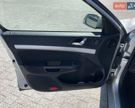 Сірий Шкода Октавія, об'ємом двигуна 1.8 л та пробігом 250 тис. км за 4500 $, фото 8 на Automoto.ua