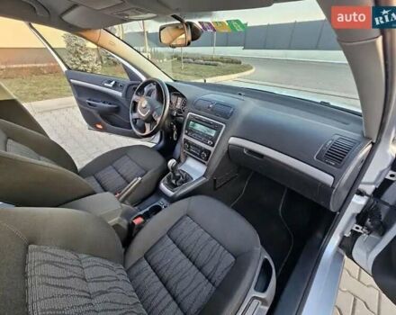 Серый Шкода Октавия, объемом двигателя 1.8 л и пробегом 200 тыс. км за 9100 $, фото 42 на Automoto.ua