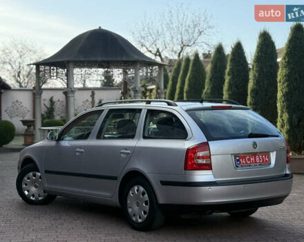 Сірий Шкода Октавія, об'ємом двигуна 1.6 л та пробігом 214 тис. км за 6950 $, фото 1 на Automoto.ua