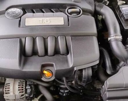 Серый Шкода Октавия, объемом двигателя 1.6 л и пробегом 215 тыс. км за 7700 $, фото 5 на Automoto.ua