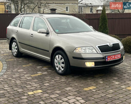 Серый Шкода Октавия, объемом двигателя 1.6 л и пробегом 256 тыс. км за 6850 $, фото 5 на Automoto.ua