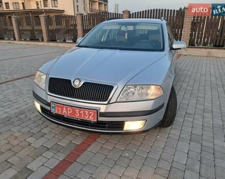Сірий Шкода Октавія, об'ємом двигуна 1.6 л та пробігом 240 тис. км за 6555 $, фото 1 на Automoto.ua