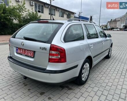 Сірий Шкода Октавія, об'ємом двигуна 2 л та пробігом 224 тис. км за 7900 $, фото 4 на Automoto.ua