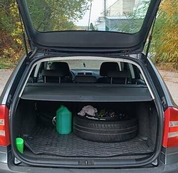 Серый Шкода Октавия, объемом двигателя 1.6 л и пробегом 270 тыс. км за 6400 $, фото 4 на Automoto.ua