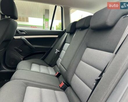 Сірий Шкода Октавія, об'ємом двигуна 2 л та пробігом 224 тис. км за 7900 $, фото 24 на Automoto.ua