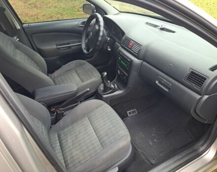 Серый Шкода Октавия, объемом двигателя 1.6 л и пробегом 200 тыс. км за 4700 $, фото 4 на Automoto.ua