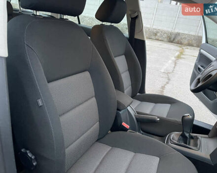 Серый Шкода Октавия, объемом двигателя 1.6 л и пробегом 39 тыс. км за 10150 $, фото 54 на Automoto.ua