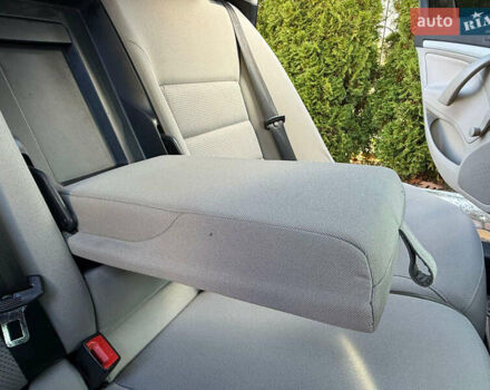 Серый Шкода Октавия, объемом двигателя 1.6 л и пробегом 209 тыс. км за 6500 $, фото 44 на Automoto.ua