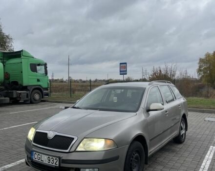 Шкода Октавия 2008 в Пирятине на Automoto.ua Серый Шкода Октавия, объемом двигателя 1.9 л и пробегом 400 тыс. км за 1700 $, фото 1 на Automoto.ua