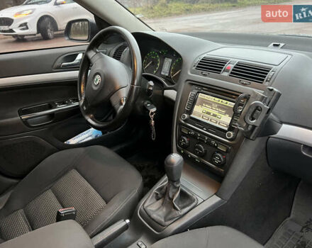 Серый Шкода Октавия, объемом двигателя 1.9 л и пробегом 289 тыс. км за 6100 $, фото 10 на Automoto.ua