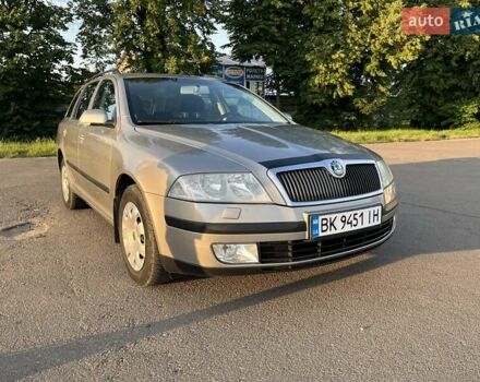 Сірий Шкода Октавія, об'ємом двигуна 1.6 л та пробігом 251 тис. км за 5949 $, фото 3 на Automoto.ua
