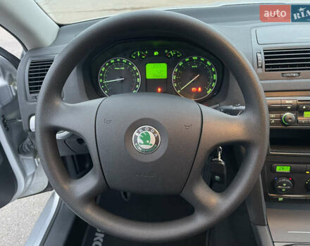 Серый Шкода Октавия, объемом двигателя 1.6 л и пробегом 39 тыс. км за 10150 $, фото 41 на Automoto.ua