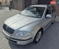 Серый Шкода Октавия, объемом двигателя 1.6 л и пробегом 201 тыс. км за 5700 $, фото 1 на Automoto.ua