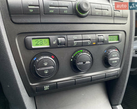 Шкода Октавія 2008 у Києві на Automoto.ua Сірий Шкода Октавія, об'ємом двигуна 1.6 л та пробігом 199 тис. км за 6500 $, фото 37 на Automoto.ua