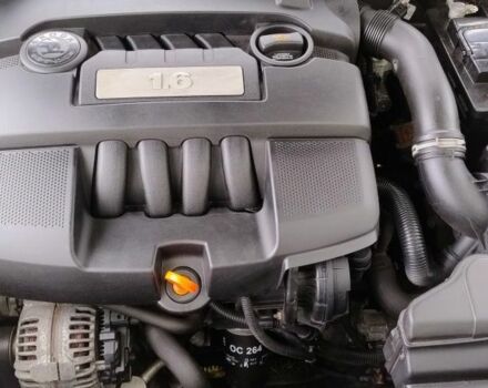 Сірий Шкода Октавія, об'ємом двигуна 1.6 л та пробігом 215 тис. км за 7700 $, фото 6 на Automoto.ua