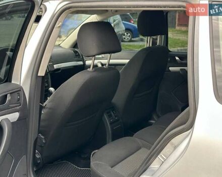 Сірий Шкода Октавія, об'ємом двигуна 2 л та пробігом 441 тис. км за 7499 $, фото 31 на Automoto.ua