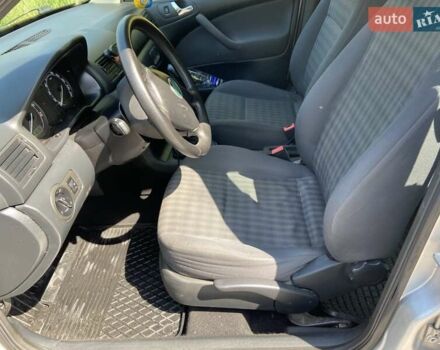 Серый Шкода Октавия, объемом двигателя 1.6 л и пробегом 310 тыс. км за 3600 $, фото 6 на Automoto.ua