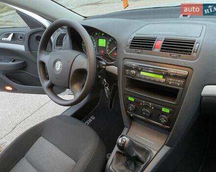 Серый Шкода Октавия, объемом двигателя 1.6 л и пробегом 39 тыс. км за 10150 $, фото 70 на Automoto.ua