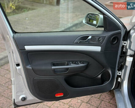 Сірий Шкода Октавія, об'ємом двигуна 1.6 л та пробігом 214 тис. км за 6950 $, фото 37 на Automoto.ua