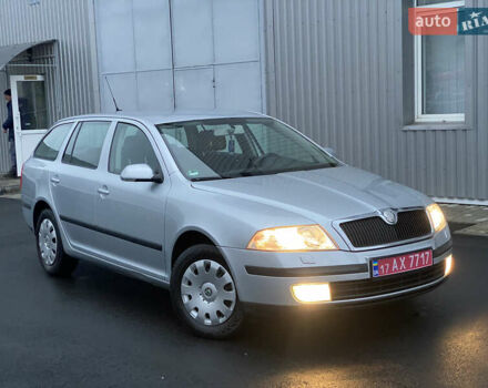 Серый Шкода Октавия, объемом двигателя 1.6 л и пробегом 197 тыс. км за 5999 $, фото 3 на Automoto.ua